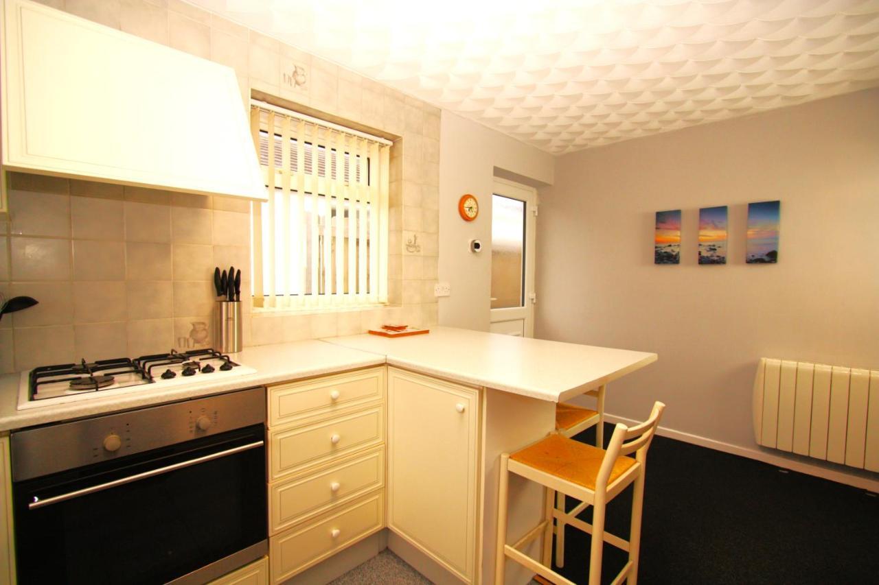 Heulwen - Moelfre Apartment Exterior photo